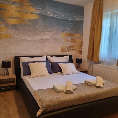 Apartments Miocic ザダル エクステリア 写真
