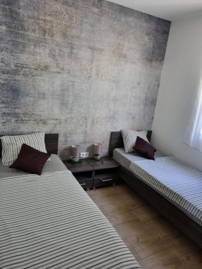 Apartments Miocic ザダル エクステリア 写真