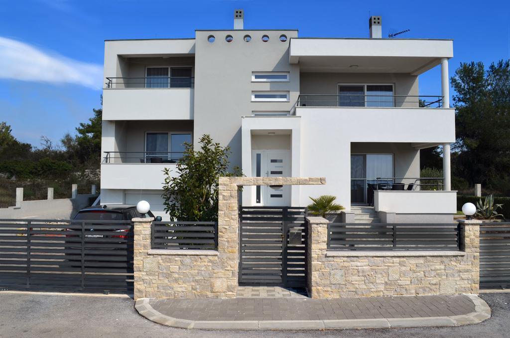 Apartments Miocic ザダル エクステリア 写真